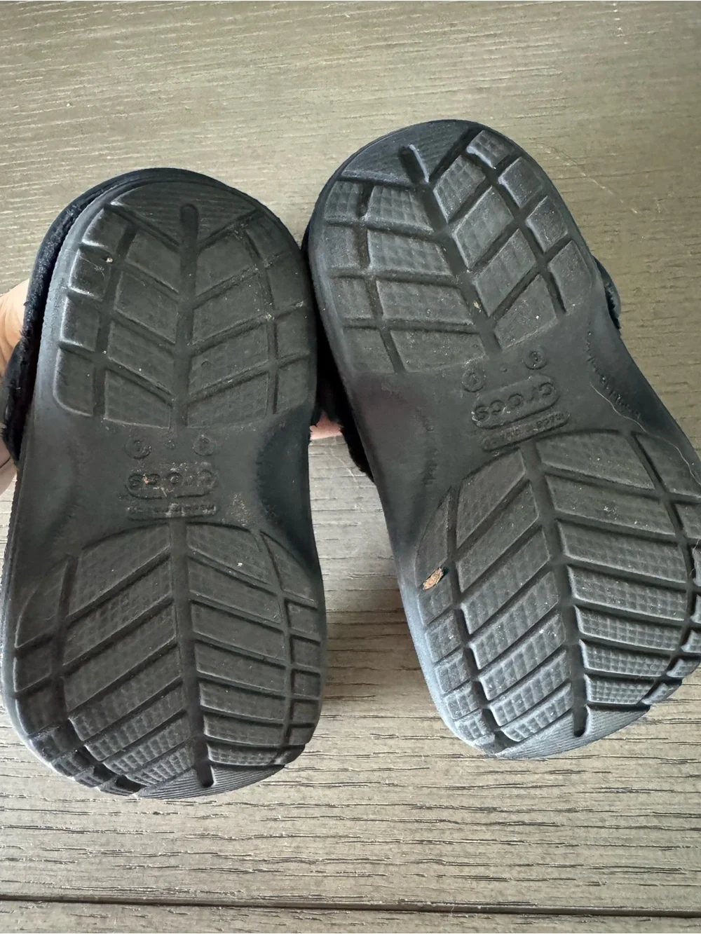 CROCS Kids Black Fuzzy Lined Clog with Heel Strap